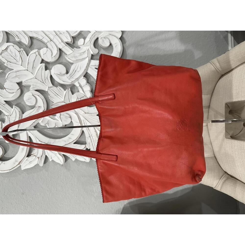 Loewe Red Leather Women's Tote Bag